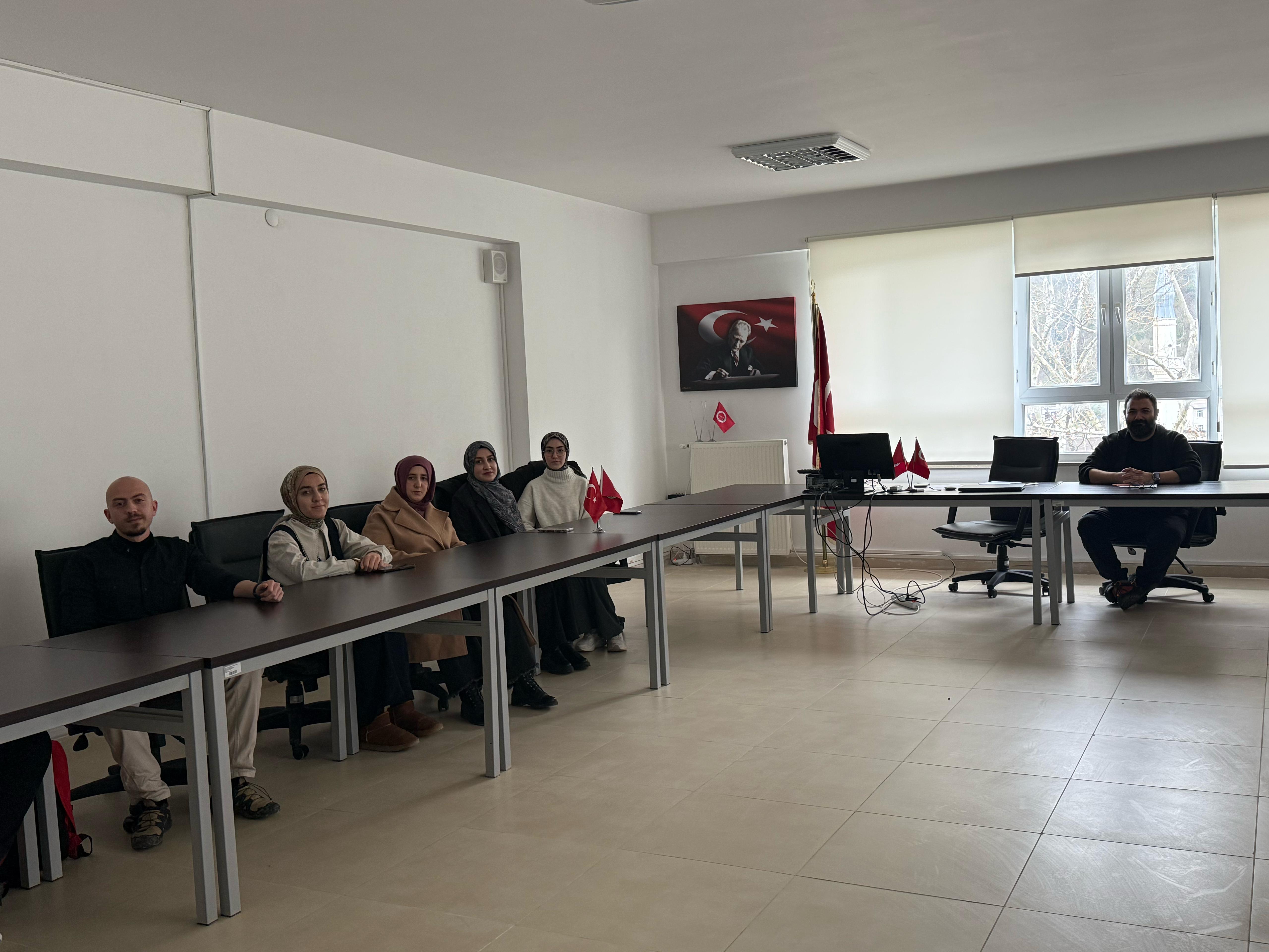Yüksekokulumuzda Öğrenci Geribildirim Toplantısı Gerçekleştirildi.