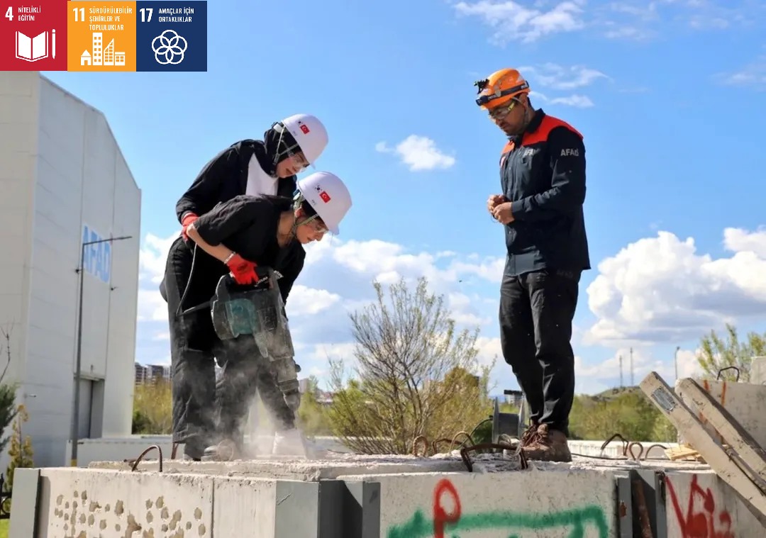 Bozkurt MYO Öğrencilerine AFAD’dan Uygulamalı Arama Kurtarma Eğitimi